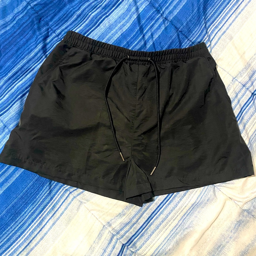 ASOS Design Size 6 Women’s Drawstring Black Athletic Shorts